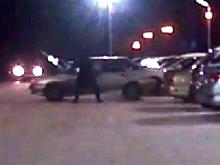 На парковке ТЦ «Сити Молл» неожиданно поехала машина и устроила ДТП