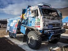 Андрей Каргинов разбил на 'Дакаре' свой 'КАМАЗ'