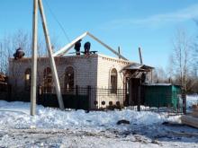 В Набережных Челнах началось восстановление сгоревшей на городском кладбище православной часовни