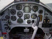 В школу №19 Набережных Челнов привезли авиатренажер