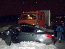 На пересечении неравнозначных дорог в Набережных Челнах легковушка попала под 'КАМАЗ'