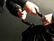 В Набережных Челнах прохожие задержали грабителя