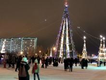 Новогодняя иллюминация горела в Набережных Челнах на 2 недели дольше