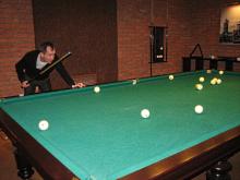 15 шаров с кия – лучший результат первого турнира по русскому бильярду в Набережных Челнах