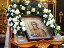 Боровецкая церковь предлагает челнинцам услуги флористов на крещение или венчание