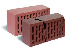 Предприниматель из Набережных Челнов через суд добился возврата денег за бракованный кирпич