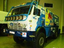 В интернете продается гоночный 'КАМАЗ' за 4 600 000 рублей