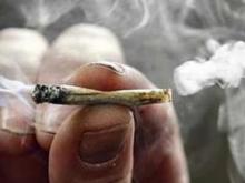 В Набережных Челнах скорая помощь потребовалась молодым людям, обкурившимся спайсом