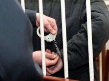 К одному году лишения свободы приговорен челнинец, ударивший полицейского