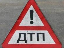 В Набережных Челнах в ДТП женщина оказалась зажатой между двумя автомобилями