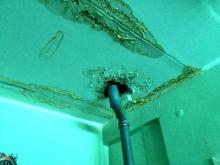 Весенняя капель внутри здания детского сада №95