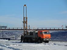 На стадионе 'КАМАЗ' бурят скважины