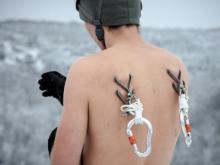 «Колдун» снова прыгает со скалы. Теперь - в Крыму