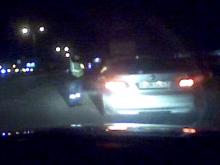 В Набережных Челнах автомобиль БМВ протащил инспектора ДПС, пытавшегося его задержать