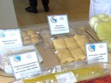 Чем кормят в школах и детсадах?