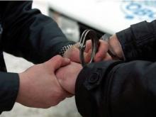 Футболка и джемперы не стали добычей вора