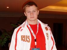 Штангист Геннадий Муратов взял на чемпионате Европы в двоеборье вес 398 килограммов