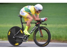 Гонщик из Набережных Челнов Ильнур Закарин победил на веломногодневке 'Тур Романдии' в Швейцарии