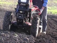 Спасатели из Набережных Челнов помогли мужчине вызволить ногу из мотоблока