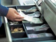 Посетители бара в Набережных Челнах задержали вора