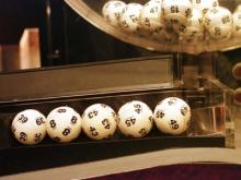 Правительство РФ собирается выручить от продажи лотерей около 400 млрд рублей