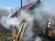 В Набережных Челнах обгорела частная баня, в которой перегрели печь