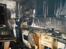 В Набережных Челнах из-за замыкания старого холодильника «Свияга» выгорела кухня
