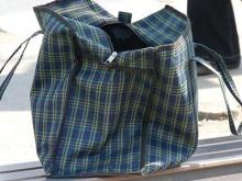 Бдительные челнинцы обнаружили на трамвайной остановке подозрительную сумку