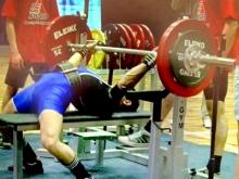 Челнинский студент установил рекорд России по жиму штанги лежа