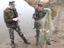 Возбуждено 12 уголовных дел на рыбаков - браконьеров