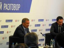 Деловые люди попросили Рустама Минниханова помочь с ремонтом и строительством дорог