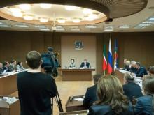 Депутаты горсовета не пустили журналистов в зал, где заседала сессия