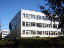 Переполох у 35-й школы: жителей 7-го комплекса встревожила забытая сумка