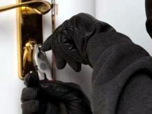 В элитном доме воры обокрали квартиру на 400 тысяч рублей