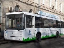 Электробусы 'КАМАЗ' призваны очистить от проводов Невский проспект в Санкт-Петербурге