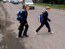 Дети из коттеджей не идут к переходу