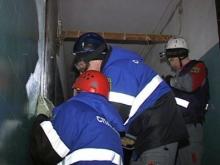 В Набережных Челнах спасатели вскрыли две квартиры