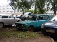 Брошенные автомобили по закону невозможно эвакуировать из дворов