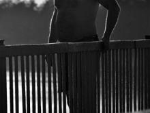 Челнинские полицейские помешали самоубийце спрыгнуть с моста в реку