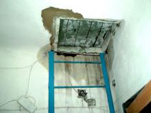 Почему челнинцев не пускают на крышу дома?