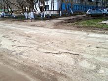 В Набережных Челнах до конца июля отремонтируют улицу Гвардейская