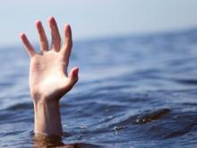 Четыре спасателя и общественник спасли на реке Кама утопающего