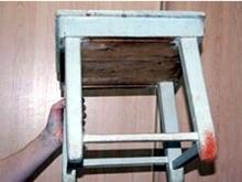 26-летний челнинец из ревности избил коллегу своей жены табуретом