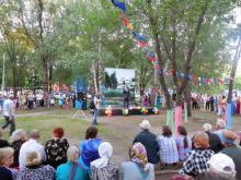 Жители 17 комплекса попросили Наиля Магдеева запретить продажу спиртного в магазине 'Алтын'