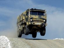 На 'Армейских играх 2015' военные 'КАМАЗы' оказались лучше китайских грузовиков