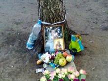 Импровизированный памятник убран с места гибели подростка во дворе дома 26/26