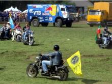 Гонщики «КАМАЗ-Мастер» и байкеры из «Ночных волков» отмечают 95-летие Татарской АССР