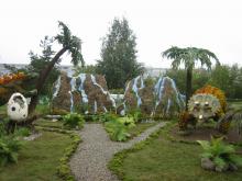 На фестивале цветов победу одержал «парк юрского периода» от компании «Махалля»