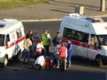 Во дворе дома в Набережных Челнах машина сбила 7-летнюю девочку