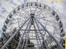 Высота колеса обозрения в парке Победы – 48 метров